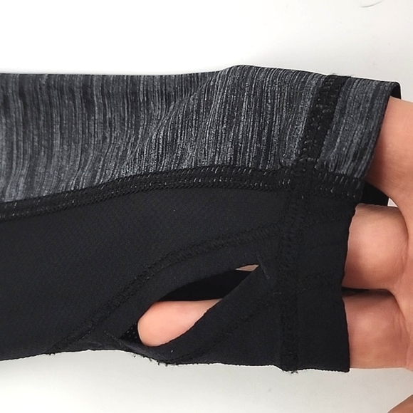 Lululemon Sun Runner Hybrid 1/4 Zip Pullover Top Black Grey Ruffle Mesh Size 8 - Picture 13 of 16